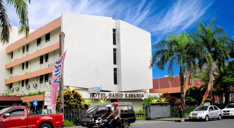 Aryaduta Manado Exterior photo